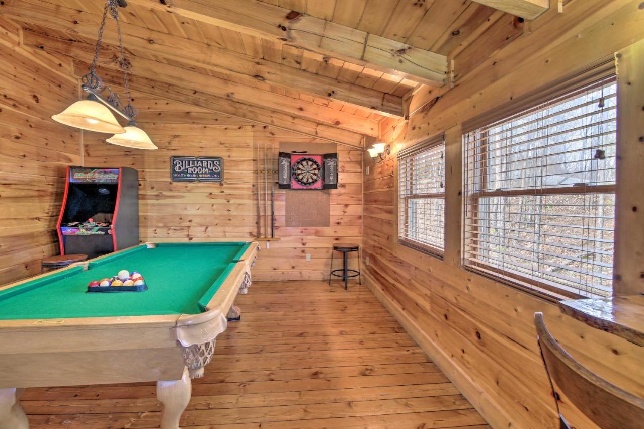 Sevierville Cabin With Deck Minutes To Pigeon Forge Eksteriør bilde
