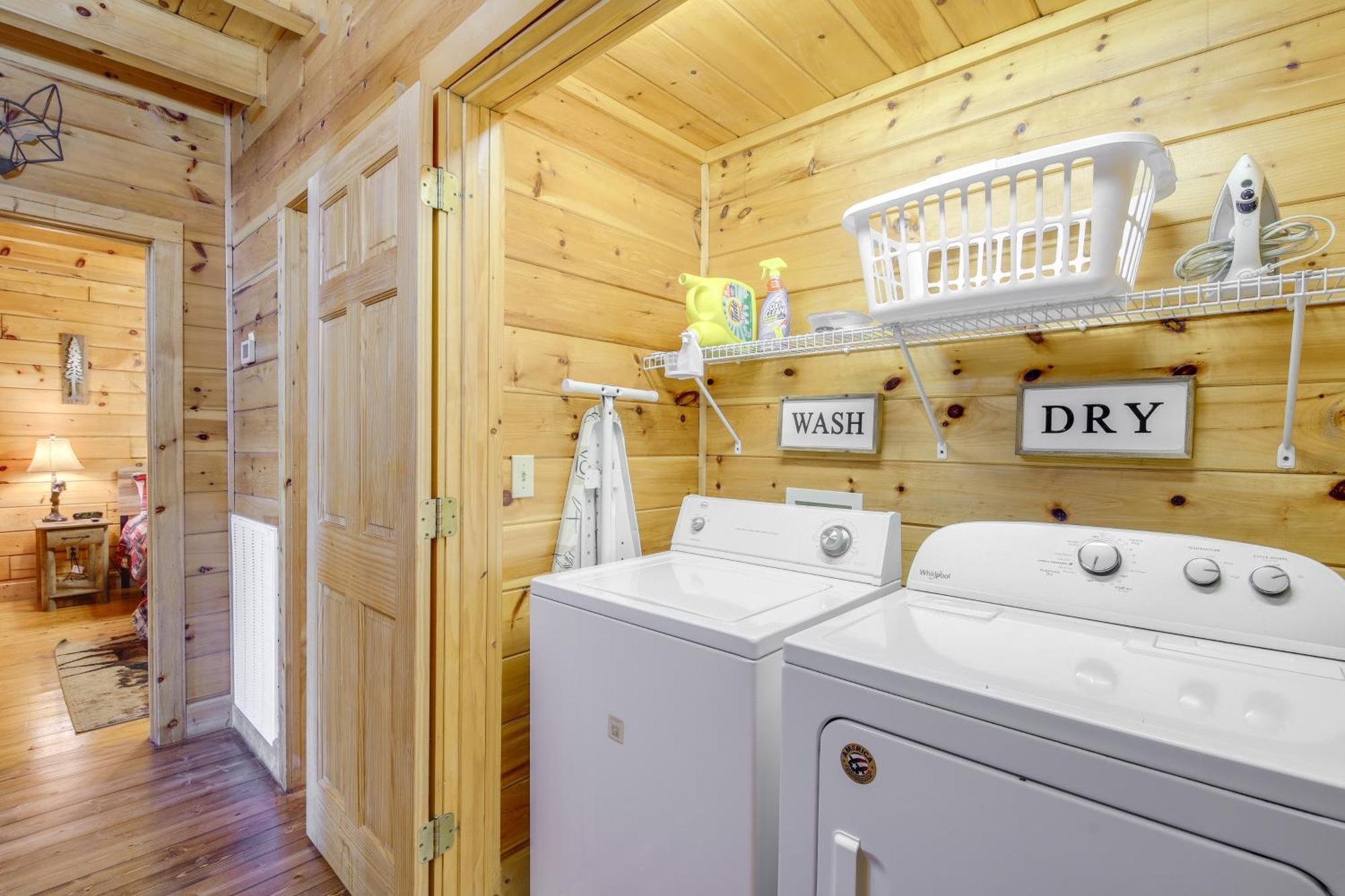Sevierville Cabin With Deck Minutes To Pigeon Forge Eksteriør bilde