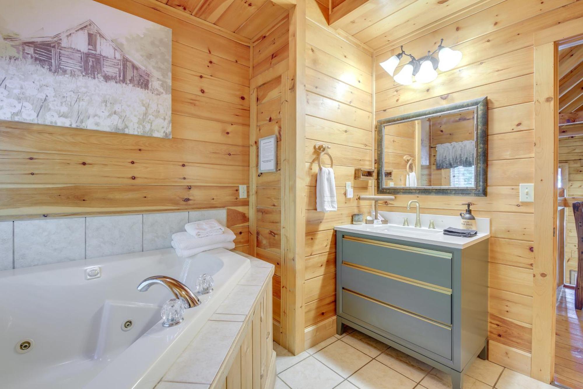 Sevierville Cabin With Deck Minutes To Pigeon Forge Eksteriør bilde