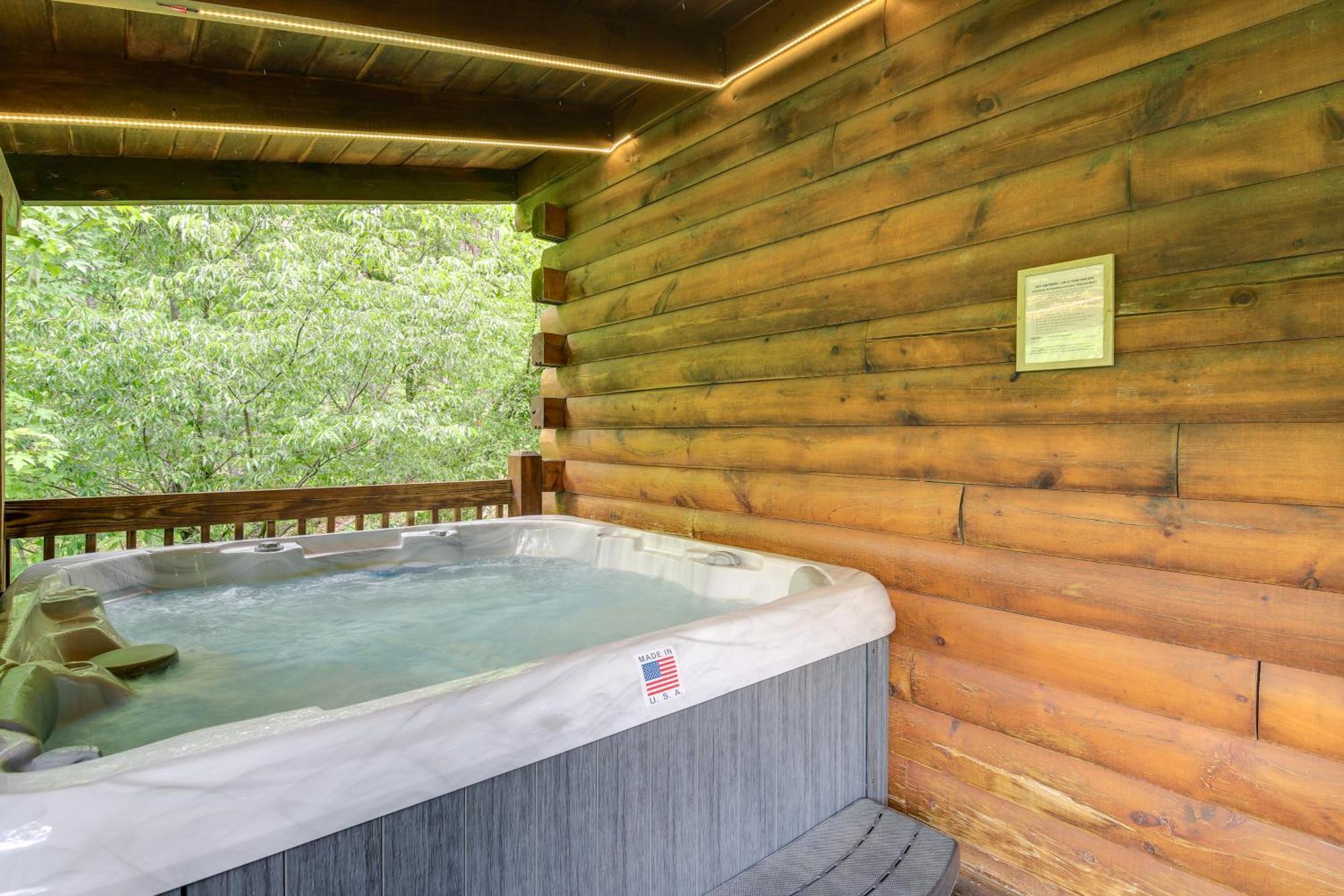 Sevierville Cabin With Deck Minutes To Pigeon Forge Eksteriør bilde