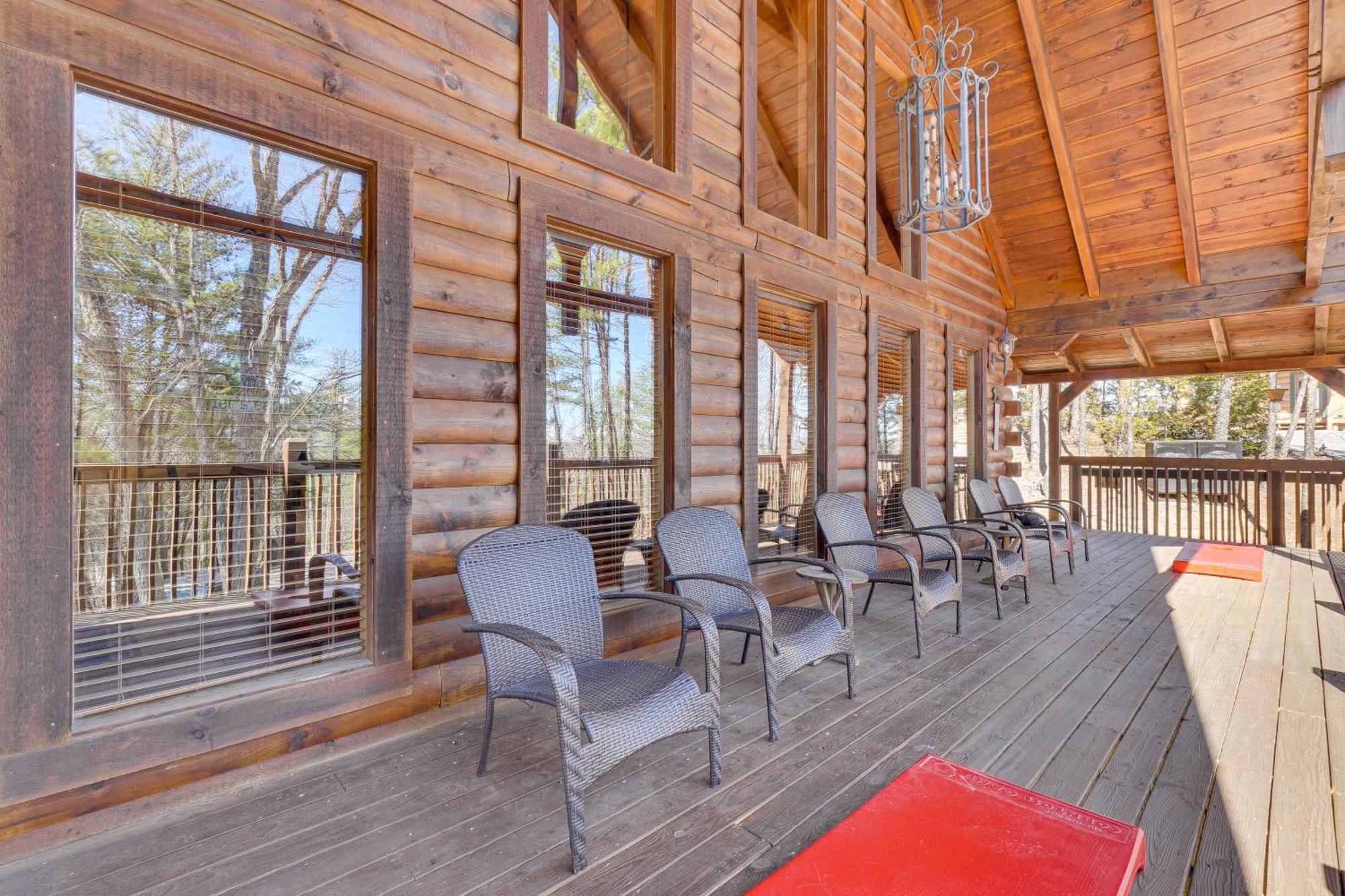 Sevierville Cabin With Deck Minutes To Pigeon Forge Eksteriør bilde