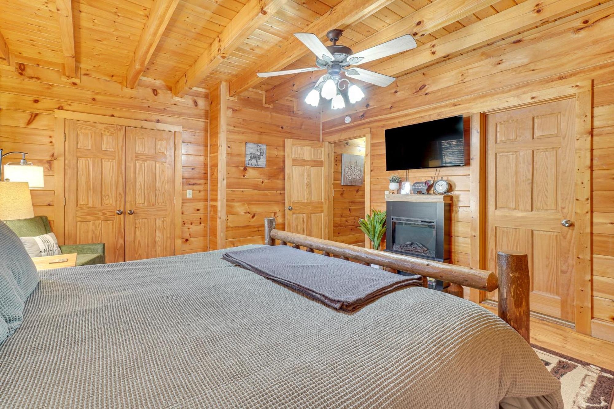 Sevierville Cabin With Deck Minutes To Pigeon Forge Eksteriør bilde